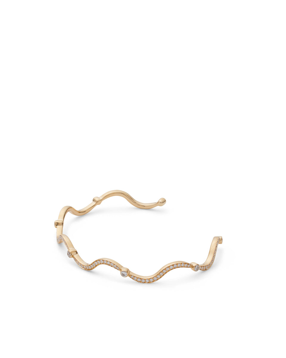 Wave 18K Yellow Gold Bangle