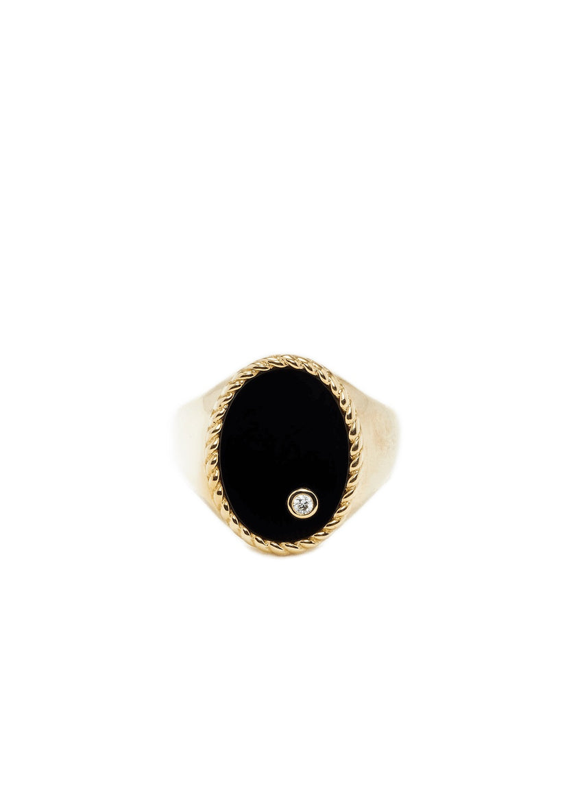 Chevalière Ovale 9K Yellow Gold, Diamond And Onyx Signet Ring